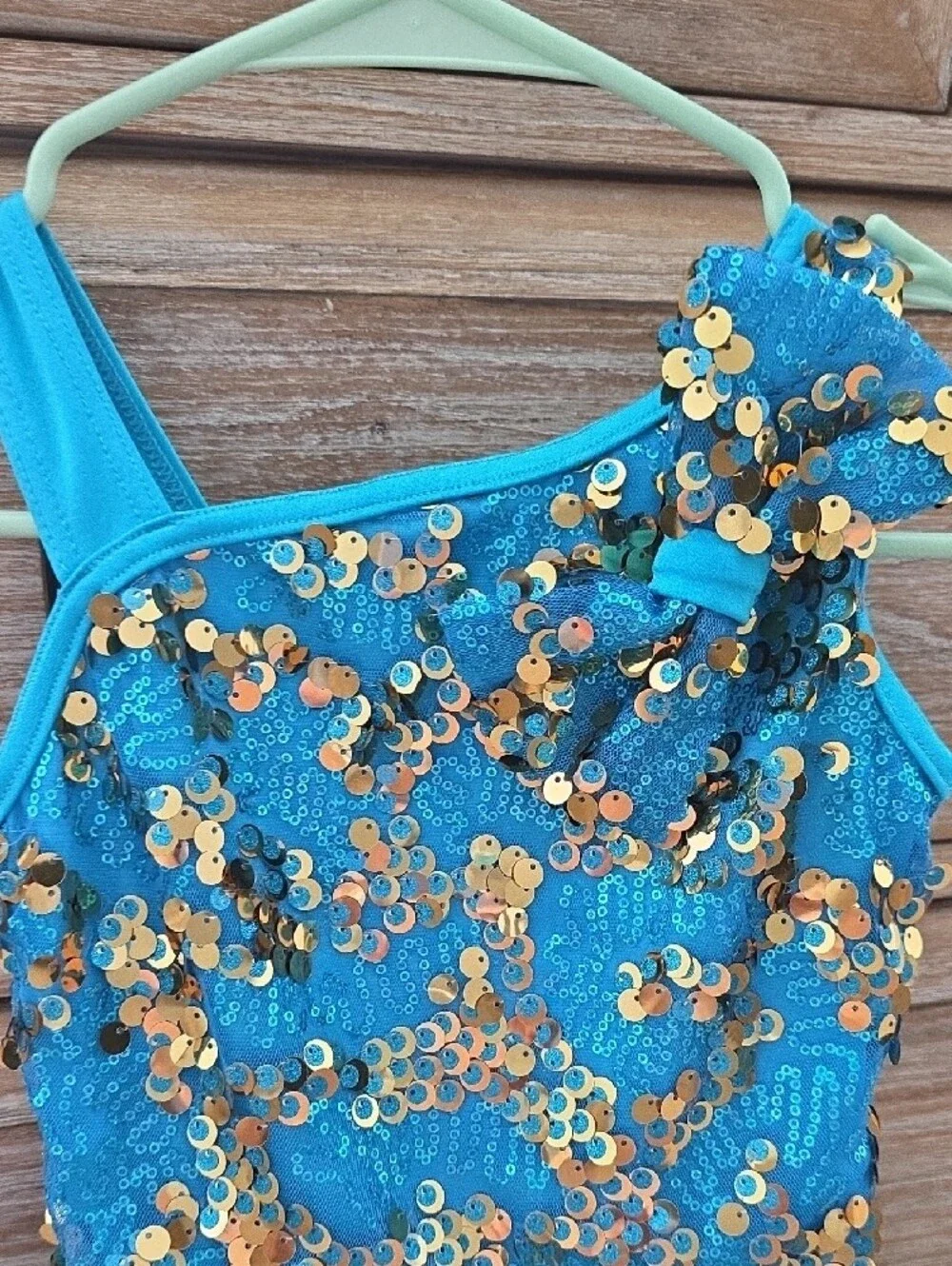 Weissman bright aqua